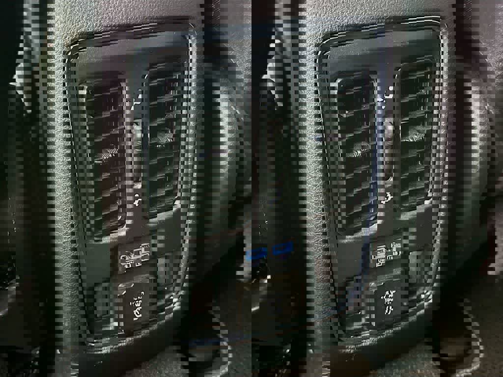 Used 2021 Jeep Grand Cherokee Limited w/ Quick Order Package 28K 80th image 13