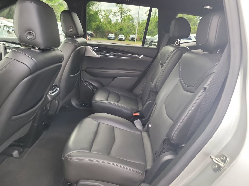 Used 2020 Cadillac XT6 Premium Luxury image 12