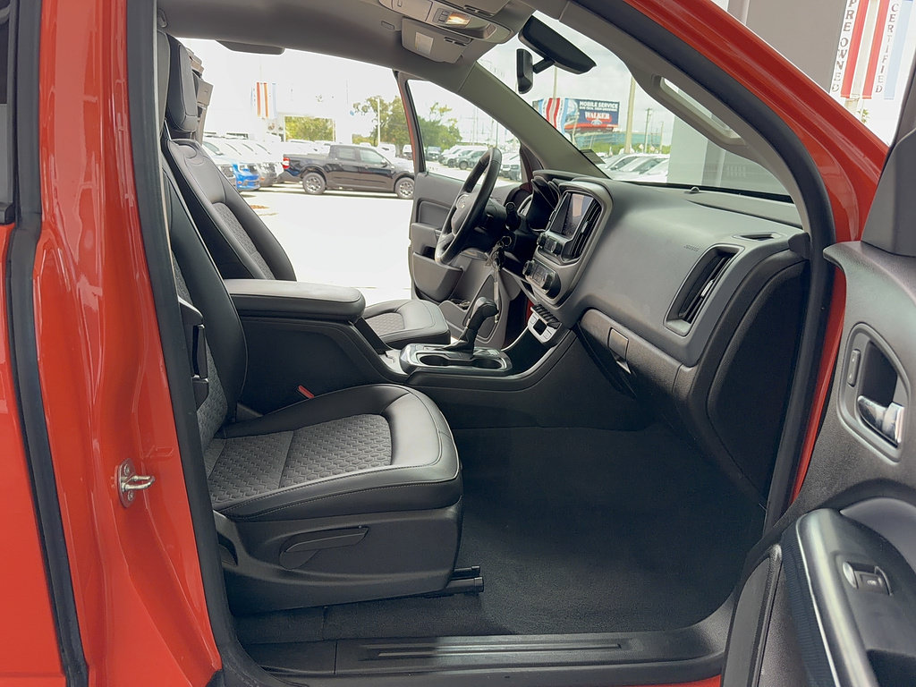 Used 2021 Chevrolet Colorado Z71 AWD/4WD image 15