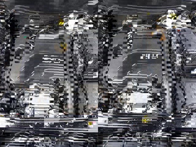 Used 2021 GMC Terrain SLT w/ Infotainment Package II image 34