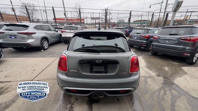 Used 2019 MINI Cooper S FWD image 3