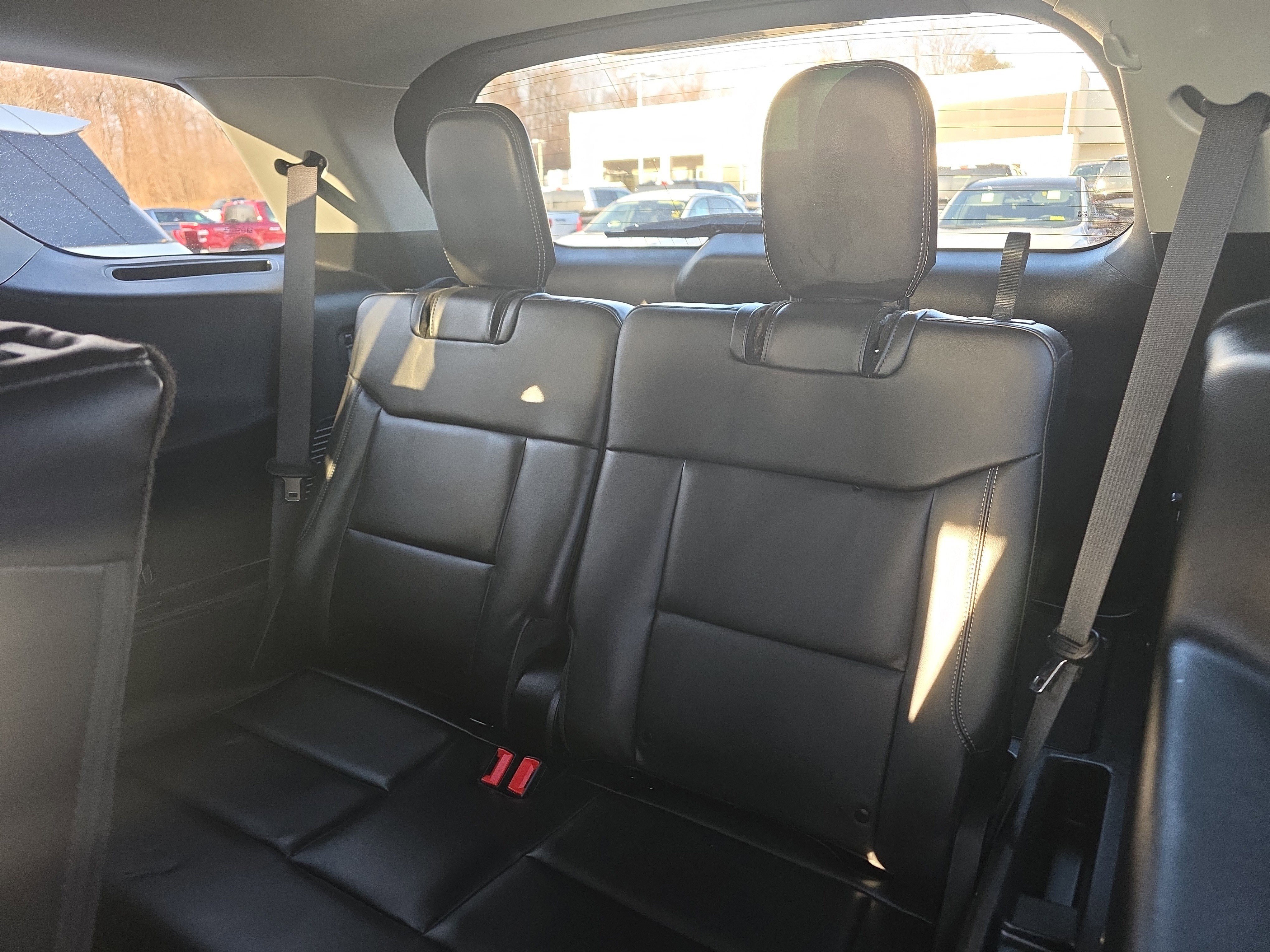 Certified 2022 Ford Explorer XLT w/ Equipment Group 202A image 40