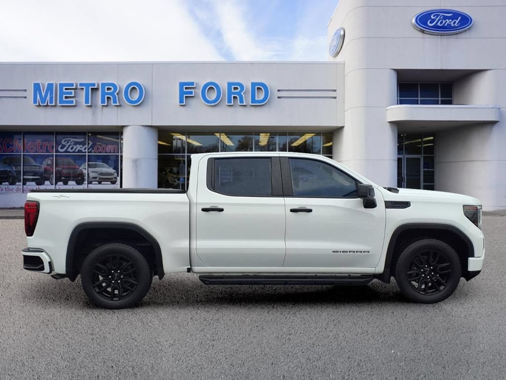 Used 2023 GMC Sierra 1500 Pro w/ Graphite Edition AWD/4WD image 2