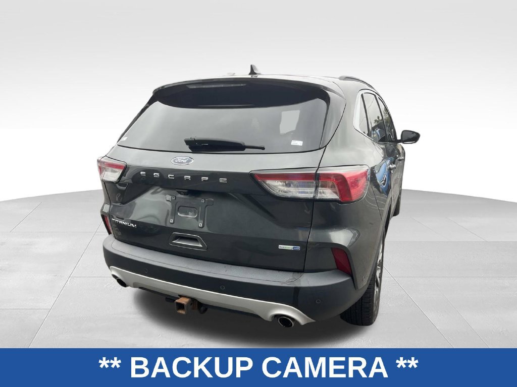 Certified 2020 Ford Escape Titanium AWD/4WD image 3