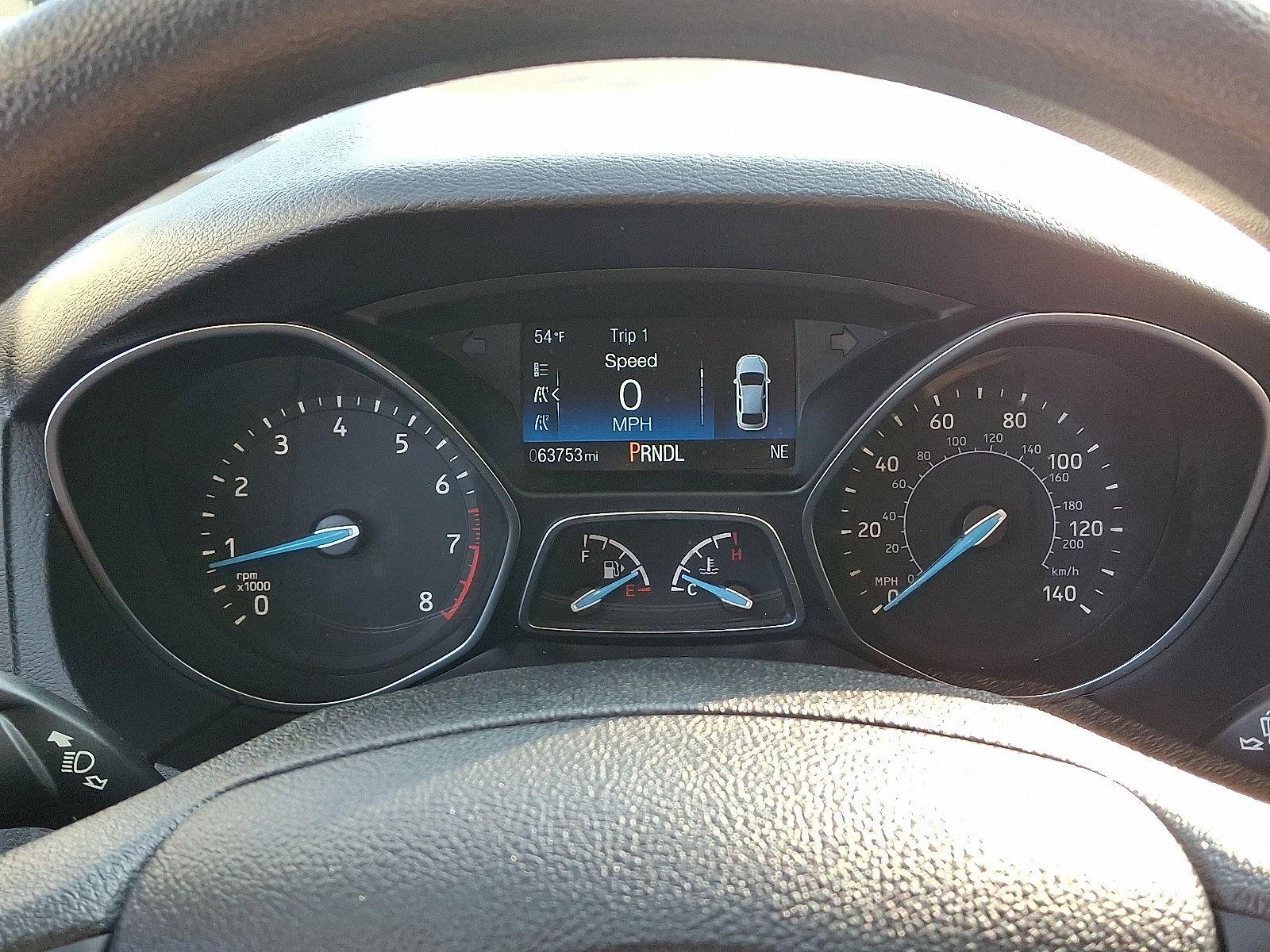 Certified 2018 Ford Focus SE w/ SE Appearance Package image 25