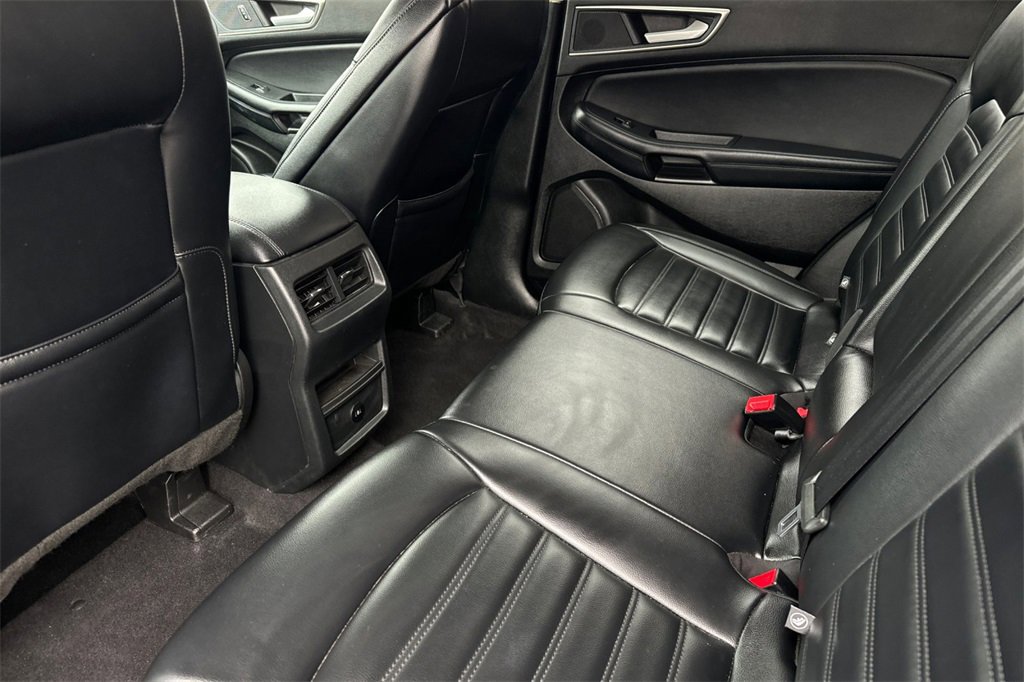 Certified 2023 Ford Edge SEL image 12