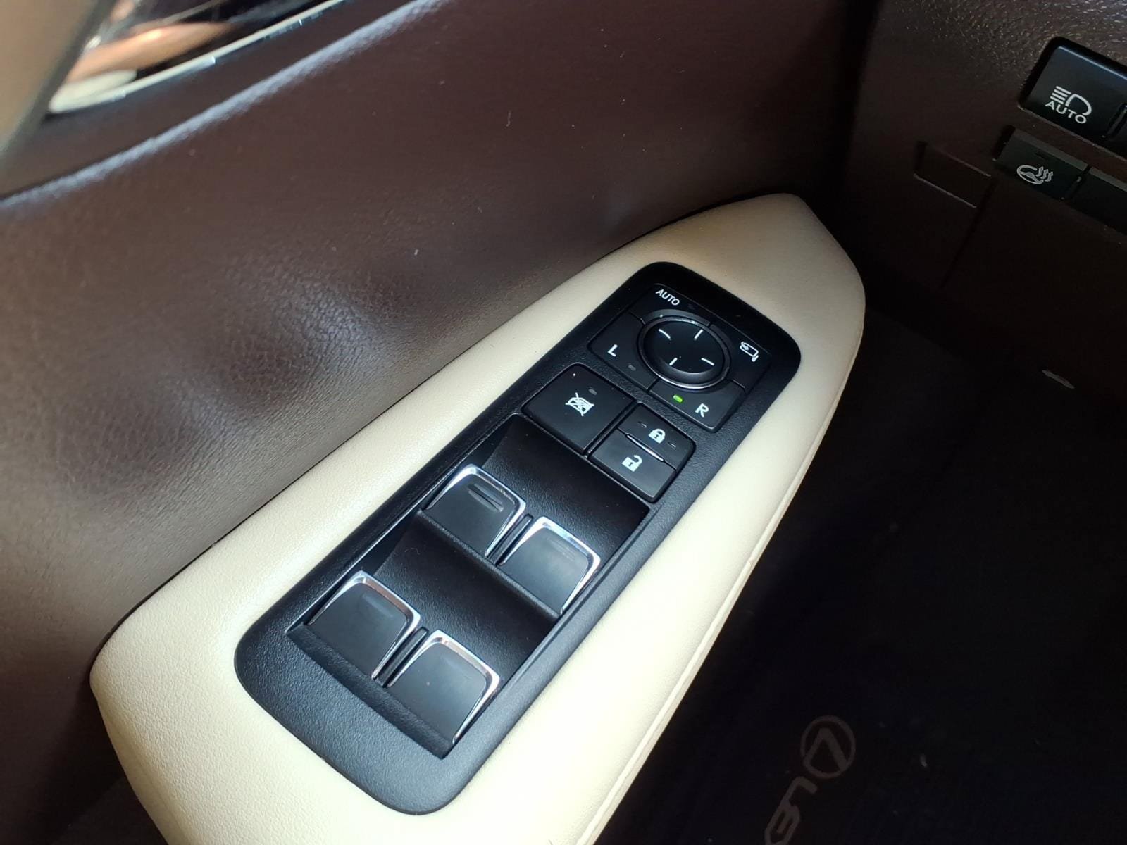 Used 2017 Lexus RX 350 AWD w/ Premium Package image 18