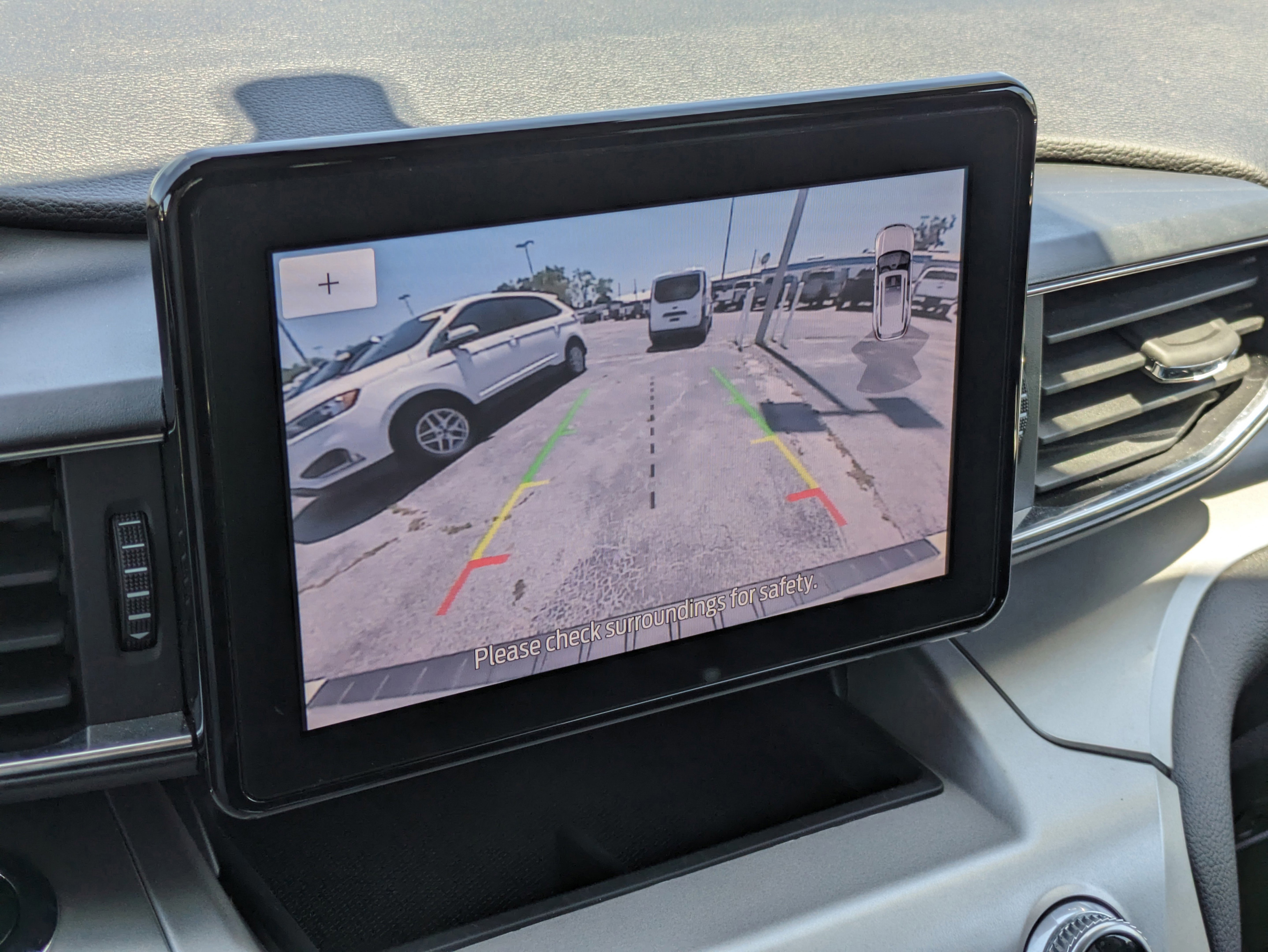 Certified 2021 Ford Explorer XLT w/ Equipment Group 202A image 17