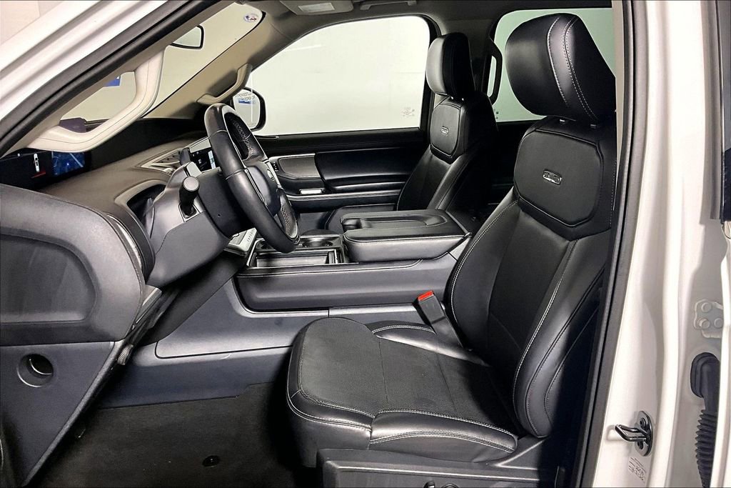 Certified 2025 Ford Expedition Platinum AWD/4WD image 20