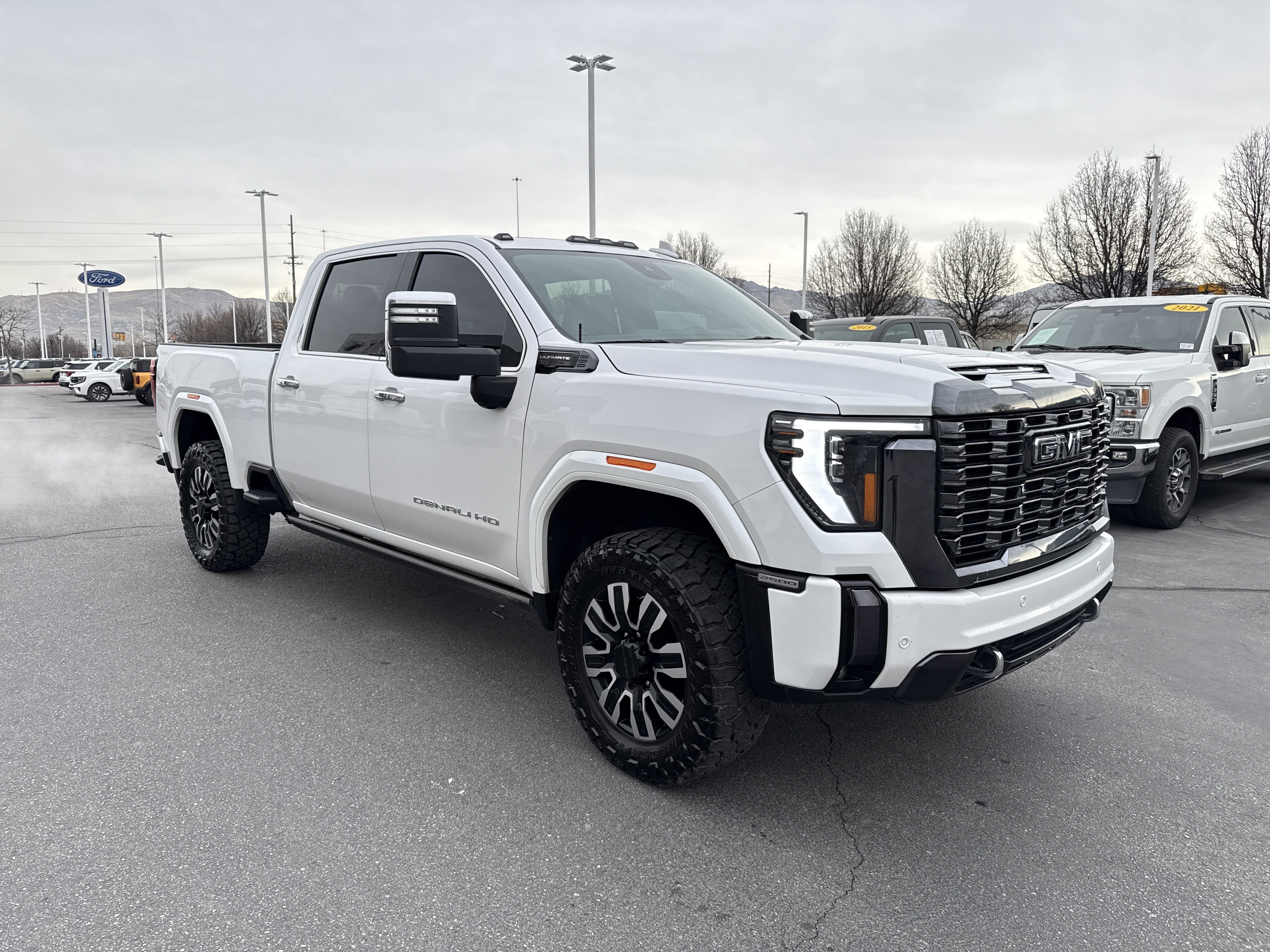 Used 2024 GMC Sierra 2500 Denali Ultimate image 8