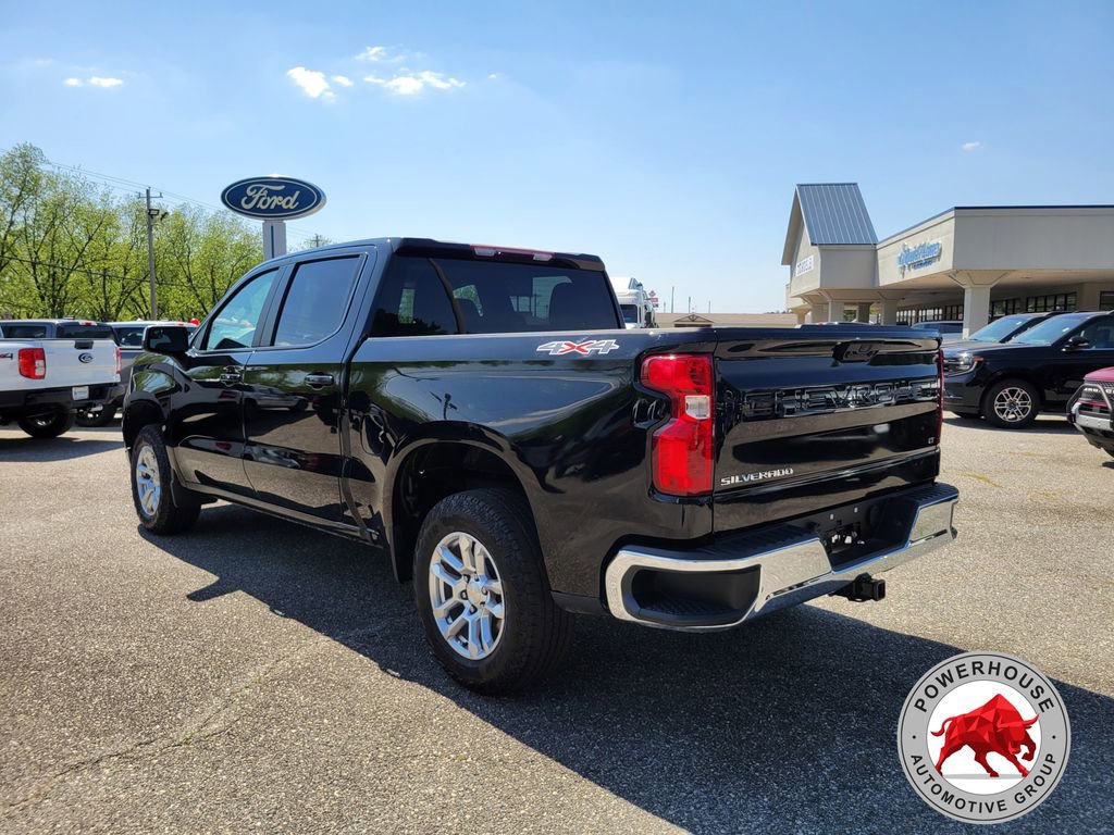 Used 2024 Chevrolet Silverado 1500 LT image 4