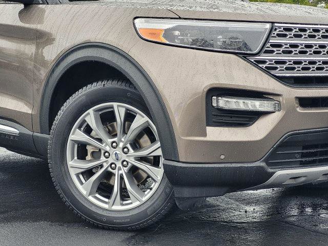 Certified 2021 Ford Explorer Limited w/ Equipment Group 301A image 5