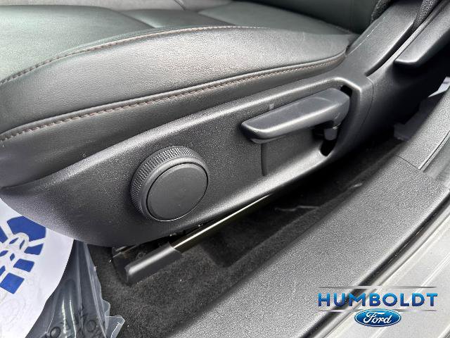 Used 2024 MAZDA MAZDA3 s FWD image 14