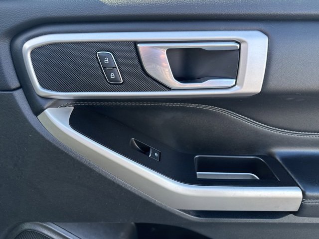 Certified 2022 Ford Explorer XLT w/ Equipment Group 202A image 28