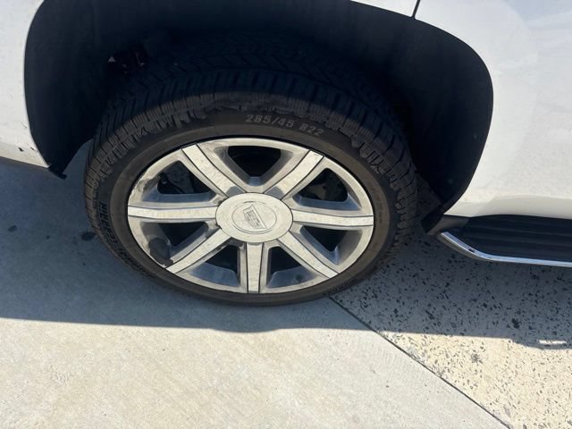 Used 2019 Cadillac Escalade Luxury AWD/4WD image 12