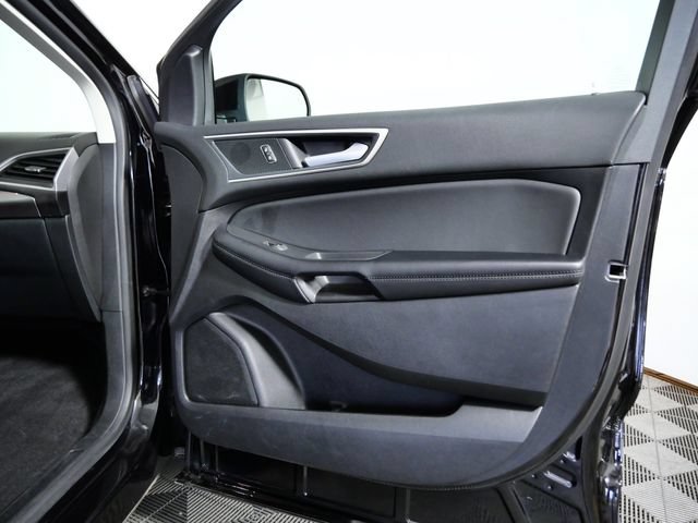 Certified 2024 Ford Edge SEL w/ Convenience Package AWD/4WD image 10