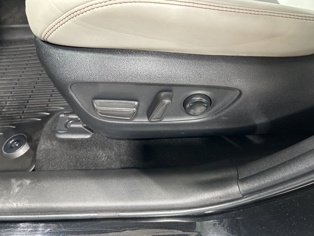 Used 2023 Toyota RAV4 Limited w/ Limited Grade Weather Package image 11