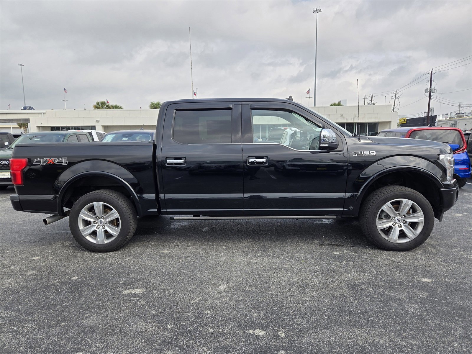Certified 2018 Ford F150 Platinum w/ Equipment Group 701A Luxury image 2
