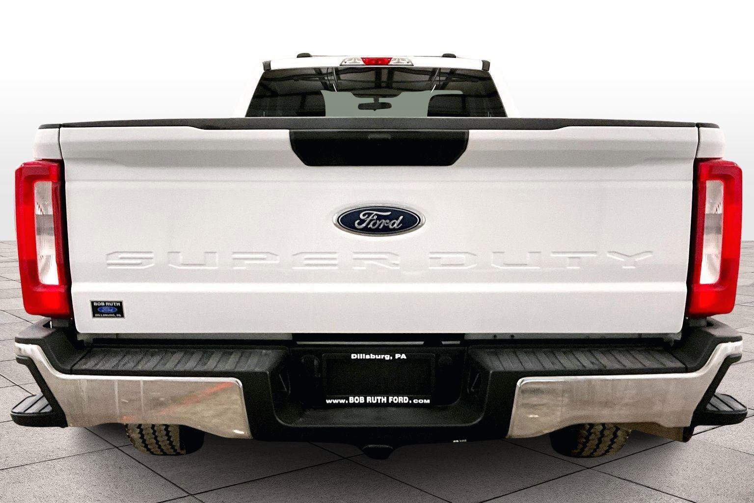 Certified 2024 Ford F250 XLT w/ FX4 Off-Road Package image 2