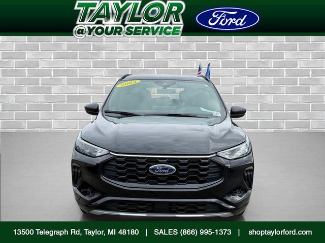 Certified 2023 Ford Escape ST-Line w/ Tech Pack #1 image 2