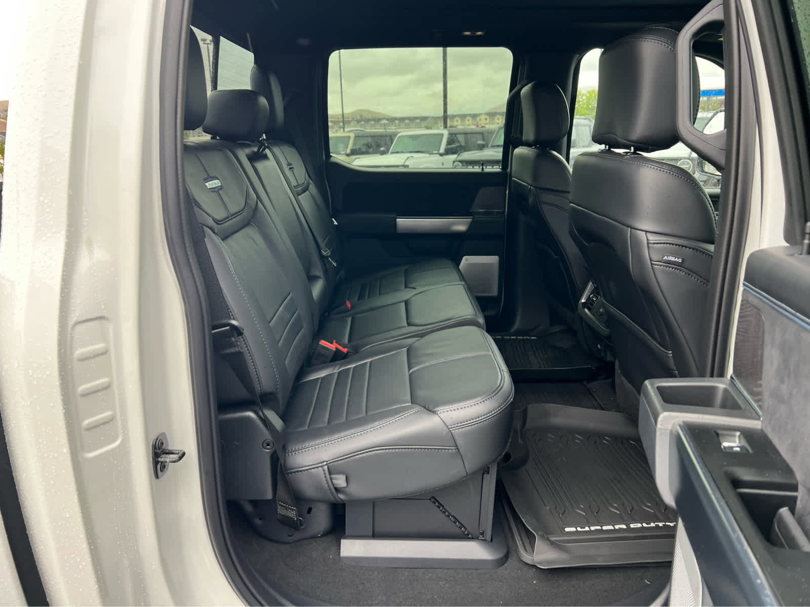 Certified 2025 Ford F350 Platinum AWD/4WD image 27