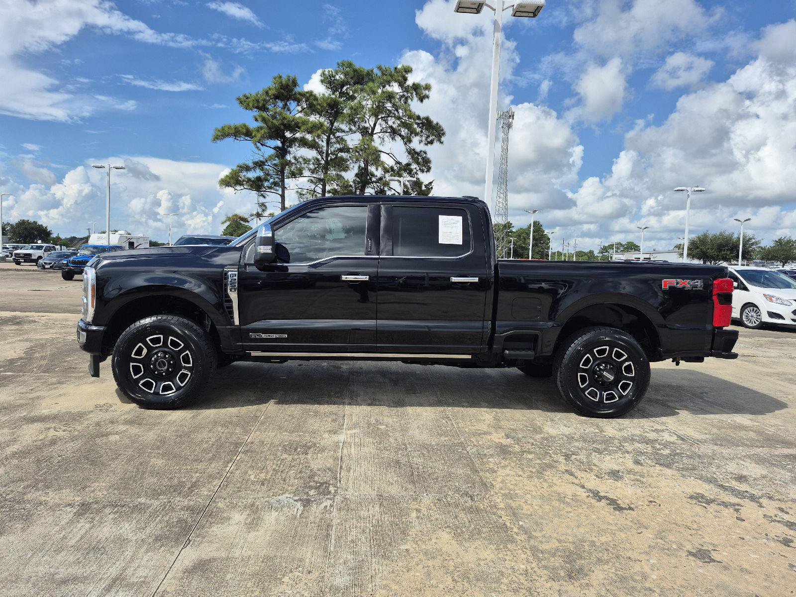 Certified 2024 Ford F250 Platinum w/ FX4 Off-Road Package AWD/4WD image 20