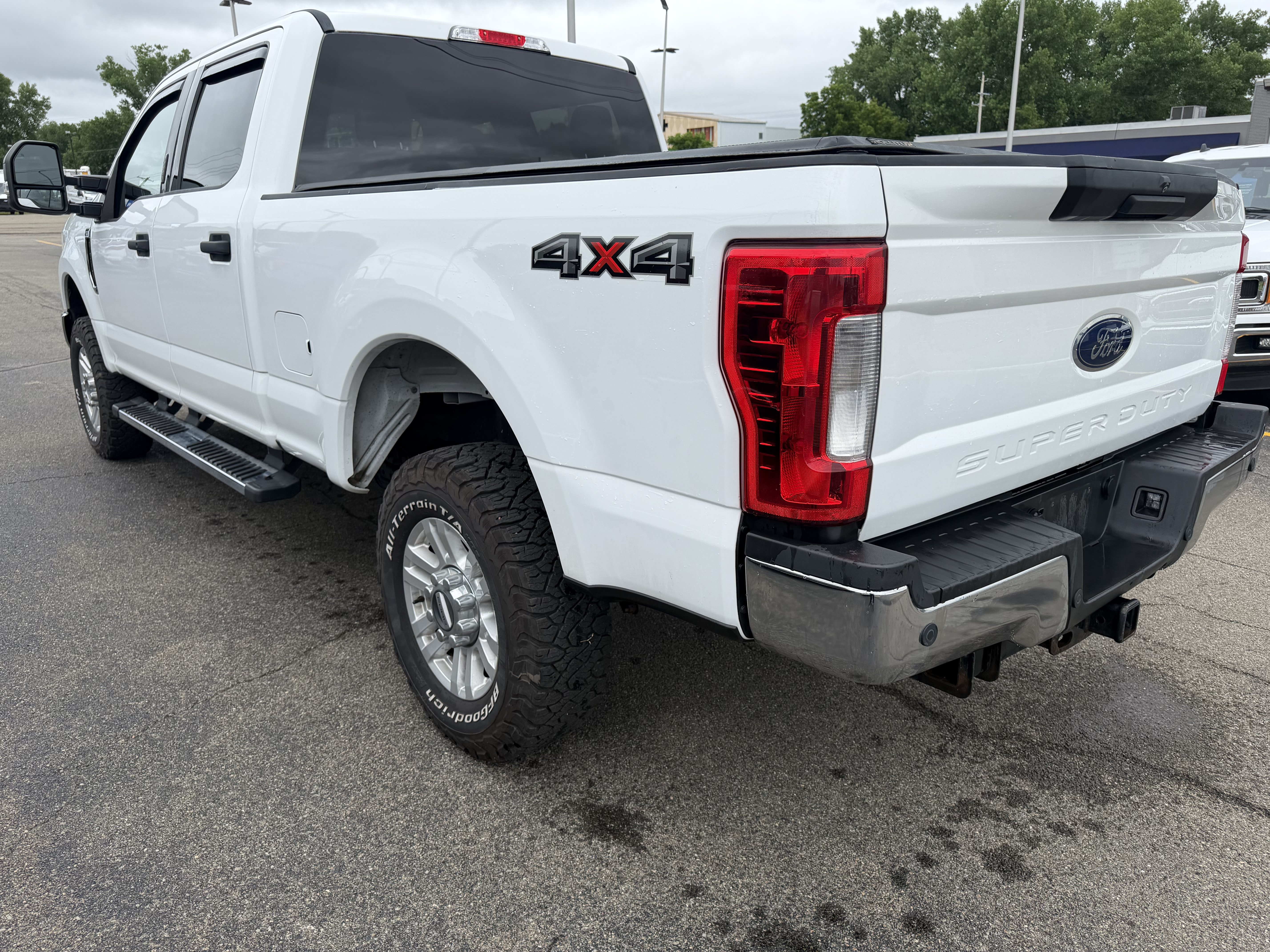 Certified 2019 Ford F250 XLT w/ XLT Value Package AWD/4WD image 3