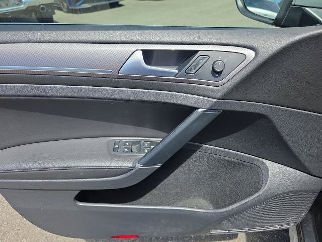 Used 2019 Volkswagen Golf Alltrack S AWD/4WD image 16