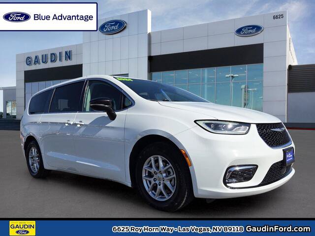 Used 2024 Chrysler Pacifica Touring-L FWD image 1