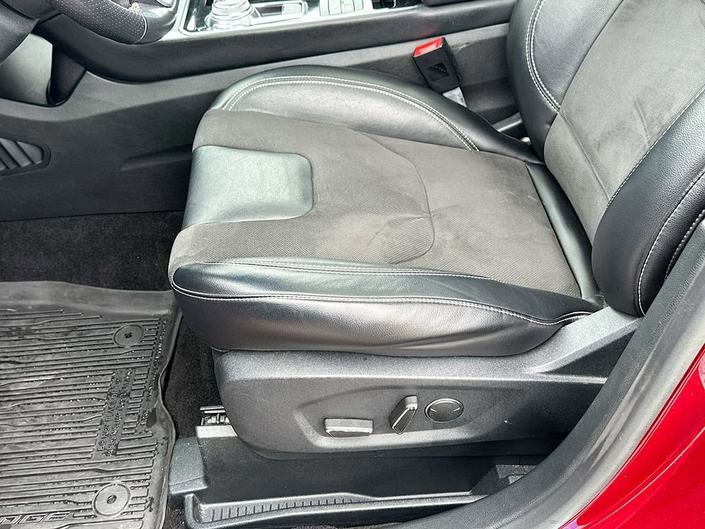 Certified 2019 Ford Edge ST w/ Equipment Group 401A image 10