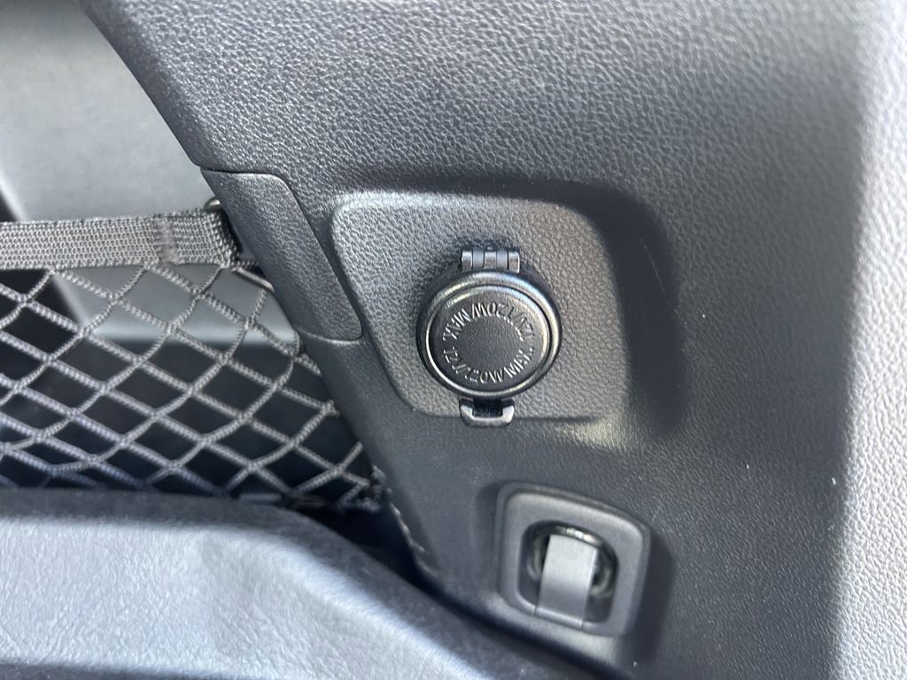 Used 2025 Subaru Outback Premium image 17