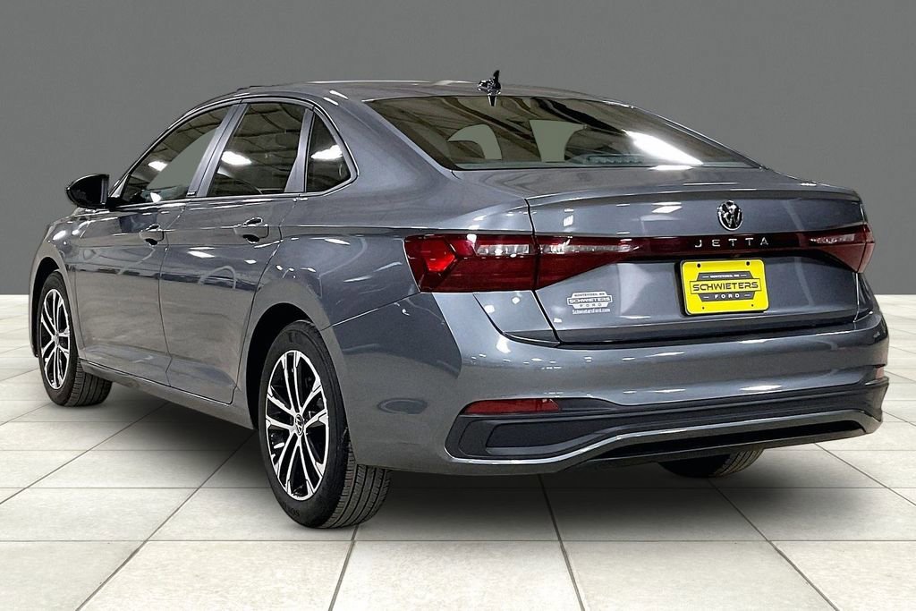 Used 2025 Volkswagen Jetta Sport FWD image 11
