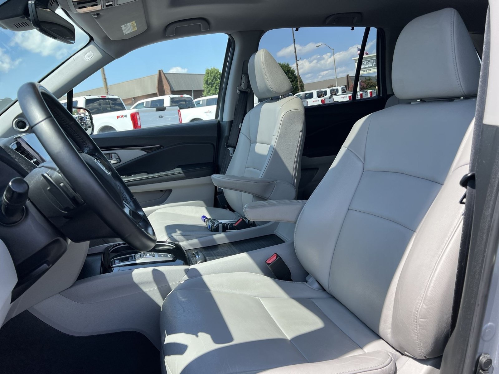 Used 2019 Honda Pilot Touring image 13