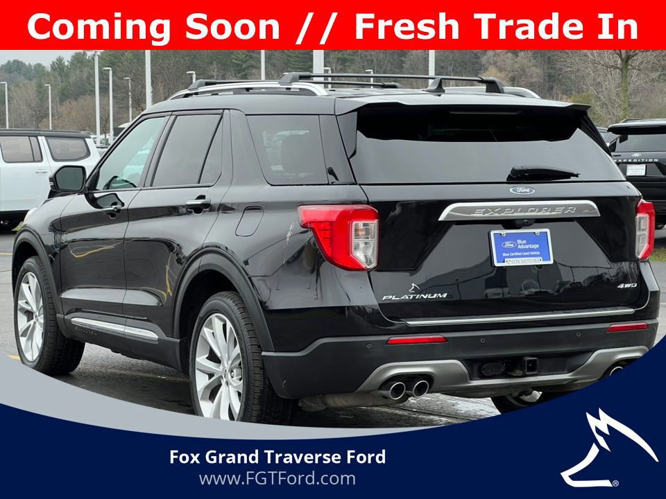 Certified 2023 Ford Explorer Platinum w/ Technology Package AWD/4WD image 3