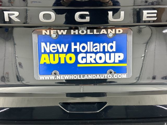 Used 2024 Nissan Rogue SV image 24