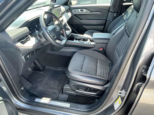 Certified 2025 Ford Explorer ST-Line AWD/4WD image 25
