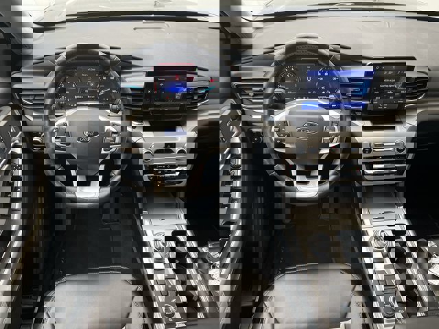 Certified 2023 Ford Explorer XLT w/ Equipment Group 202A image 13