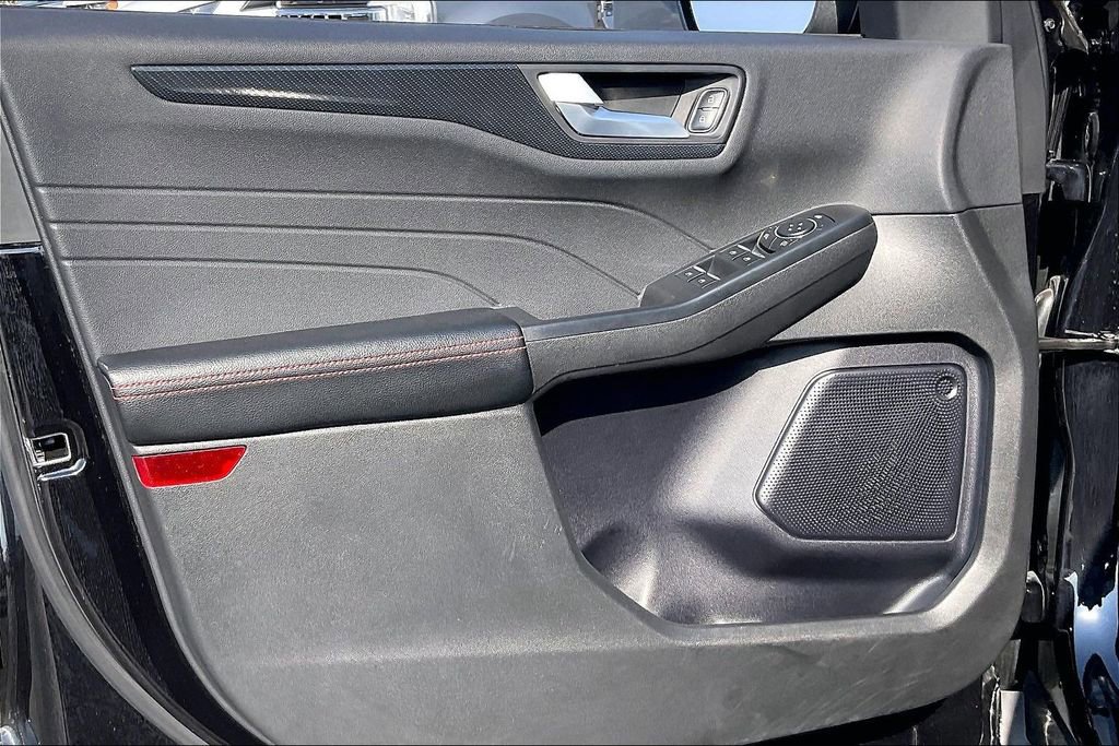 Certified 2024 Ford Escape ST-Line w/ Tech Pack #1 image 20