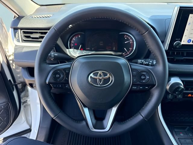 Used 2025 Toyota RAV4 XLE w/ Convenience Package AWD/4WD image 23