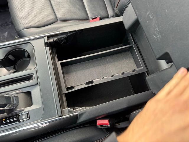 Certified 2022 Ford F150 Lariat w/ Equipment Group 502A High image 26