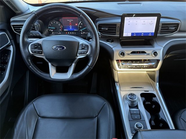 Certified 2022 Ford Explorer XLT w/ Equipment Group 202A image 8