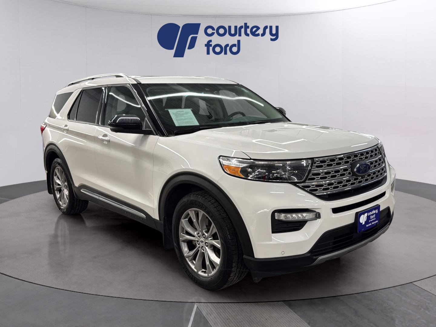 Certified 2021 Ford Explorer Limited w/ Equipment Group 301A image 7