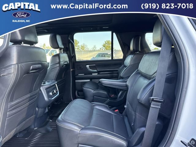 Certified 2025 Ford Expedition Platinum w/ Stealth Performance Package AWD/4WD image 18