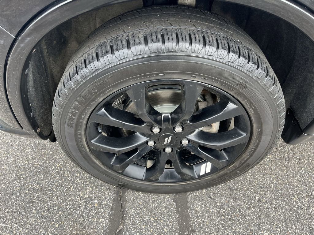 Used 2019 Dodge Durango GT w/ Blacktop Package AWD/4WD image 2