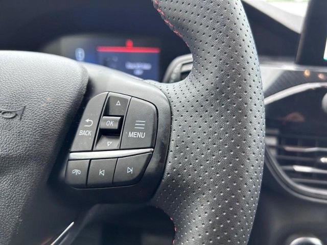 Certified 2025 Ford Escape ST-Line image 13