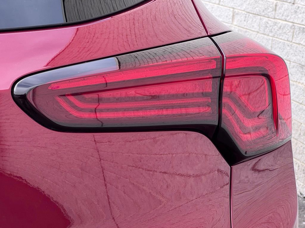 Used 2025 Buick Encore GX Sport Touring image 13