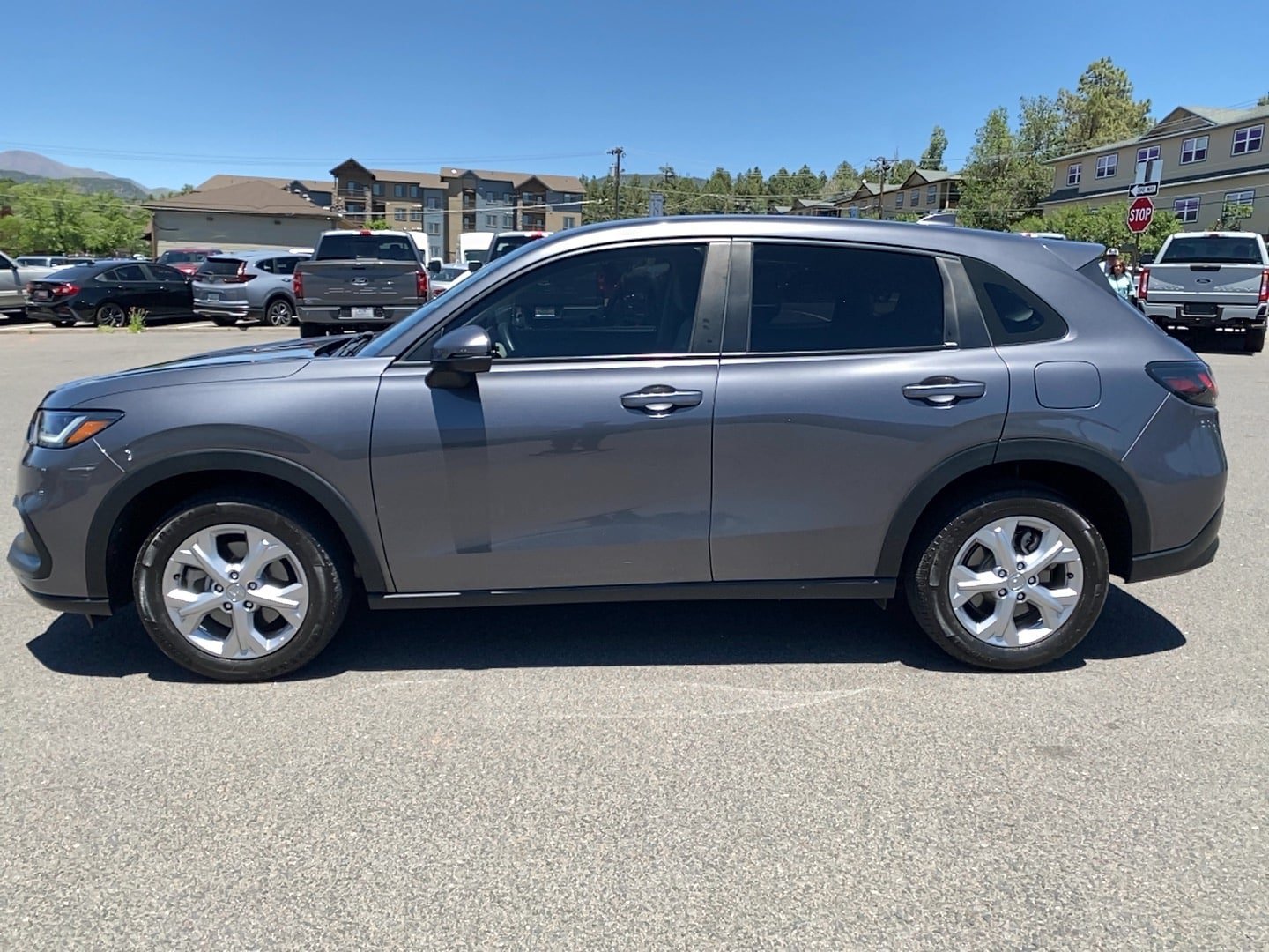 Used 2023 Honda HR-V LX image 8