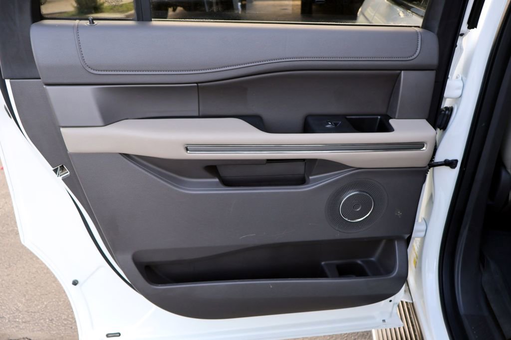 Certified 2021 Ford Expedition Max XLT image 27