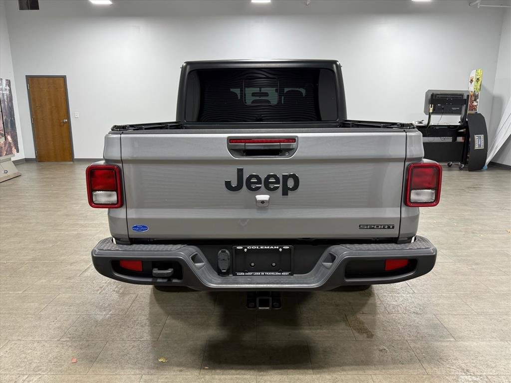 Used 2020 Jeep Gladiator Sport w/ Quick Order Package 24S image 5