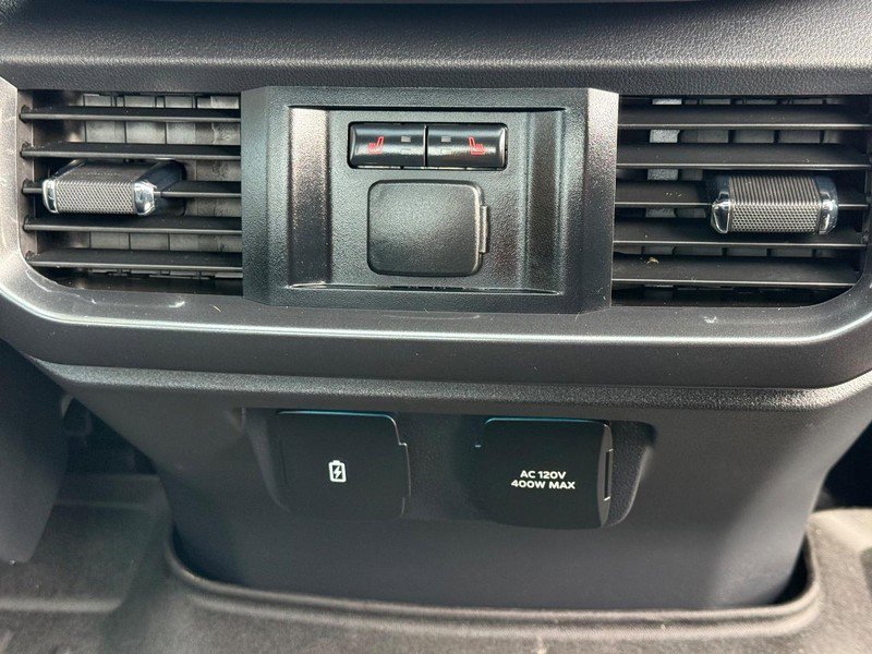 Certified 2023 Ford F150 Lariat w/ Equipment Group 502A High image 17